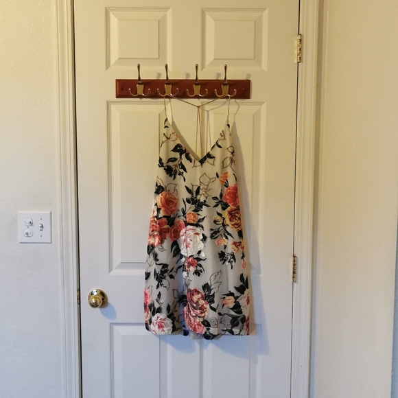 Dresses & Skirts - floral vintage summer dress